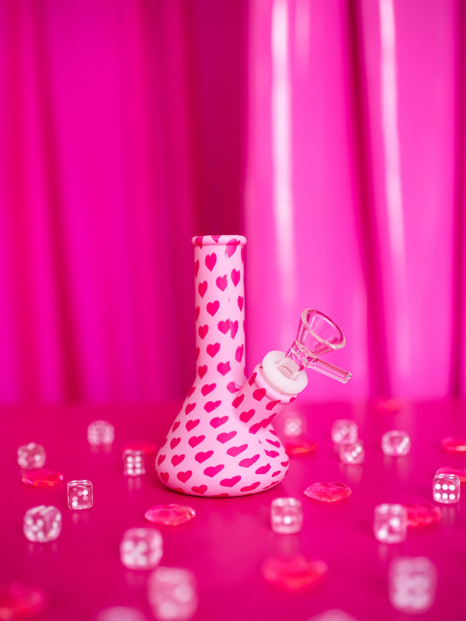 SECONDS Mini Silicone Heart Throb Beaker Bong