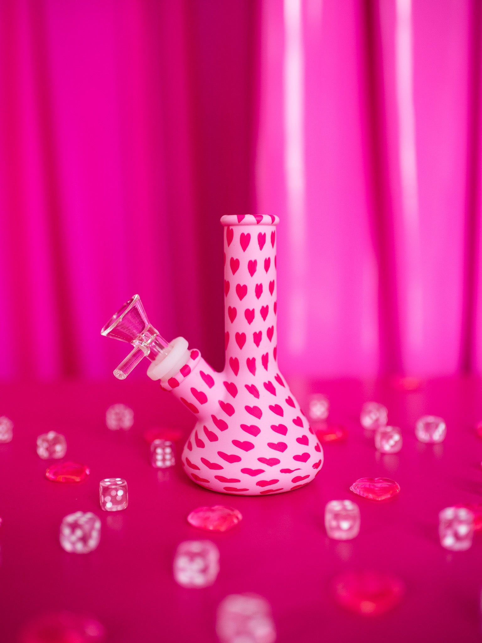 SECONDS Mini Silicone Heart Throb Beaker Bong