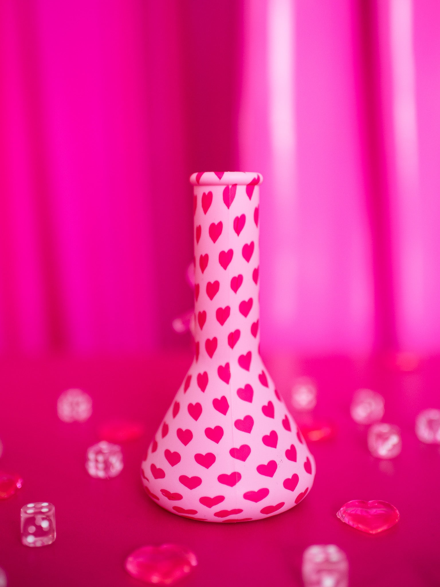 SECONDS Mini Silicone Heart Throb Beaker Bong