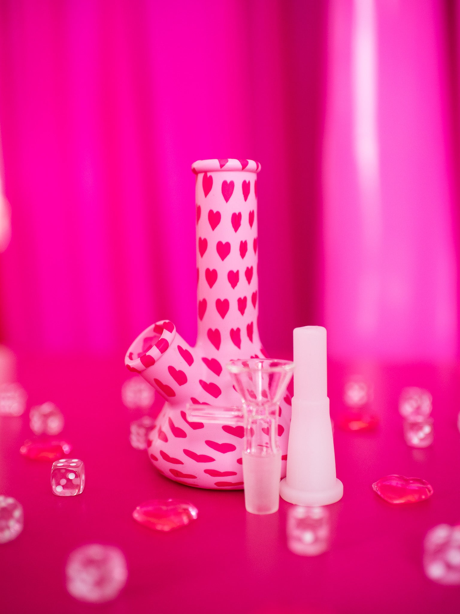 SECONDS Mini Silicone Heart Throb Beaker Bong