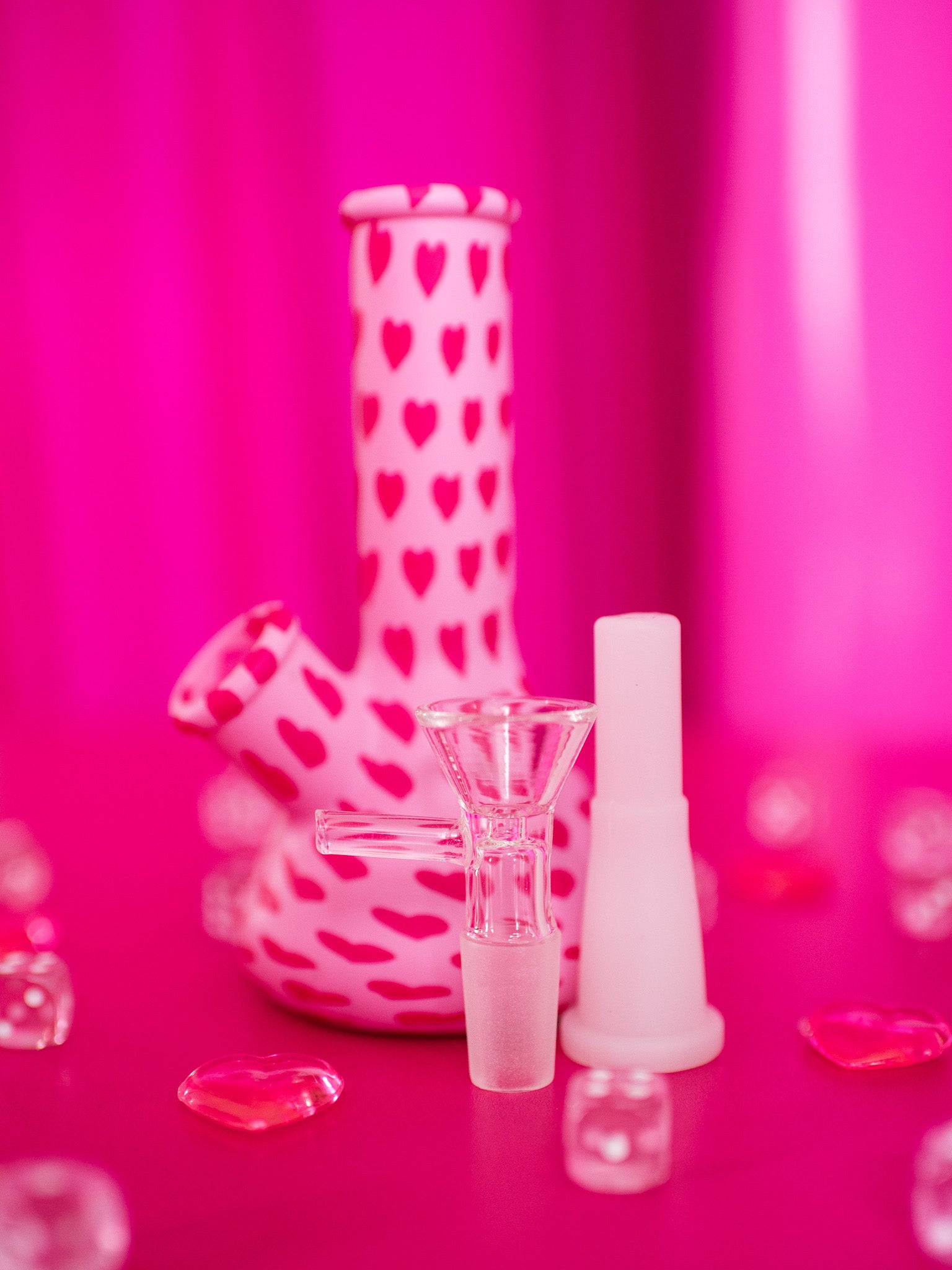 SECONDS Mini Silicone Heart Throb Beaker Bong