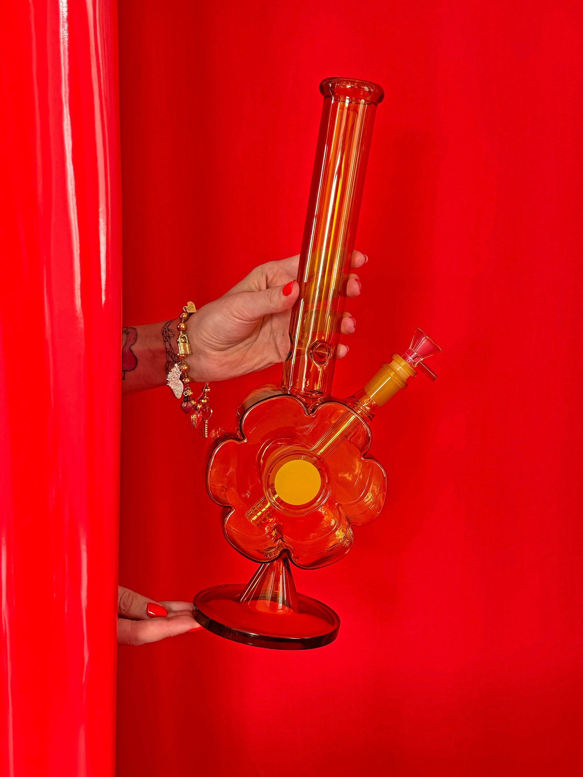 16" XL Dazey Bong- Amber