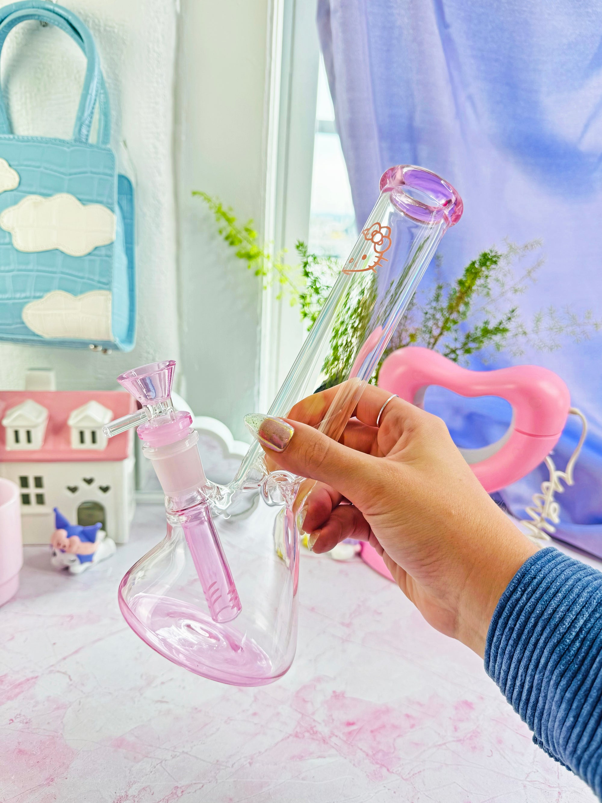 Pretty Kitty Beaker Bong