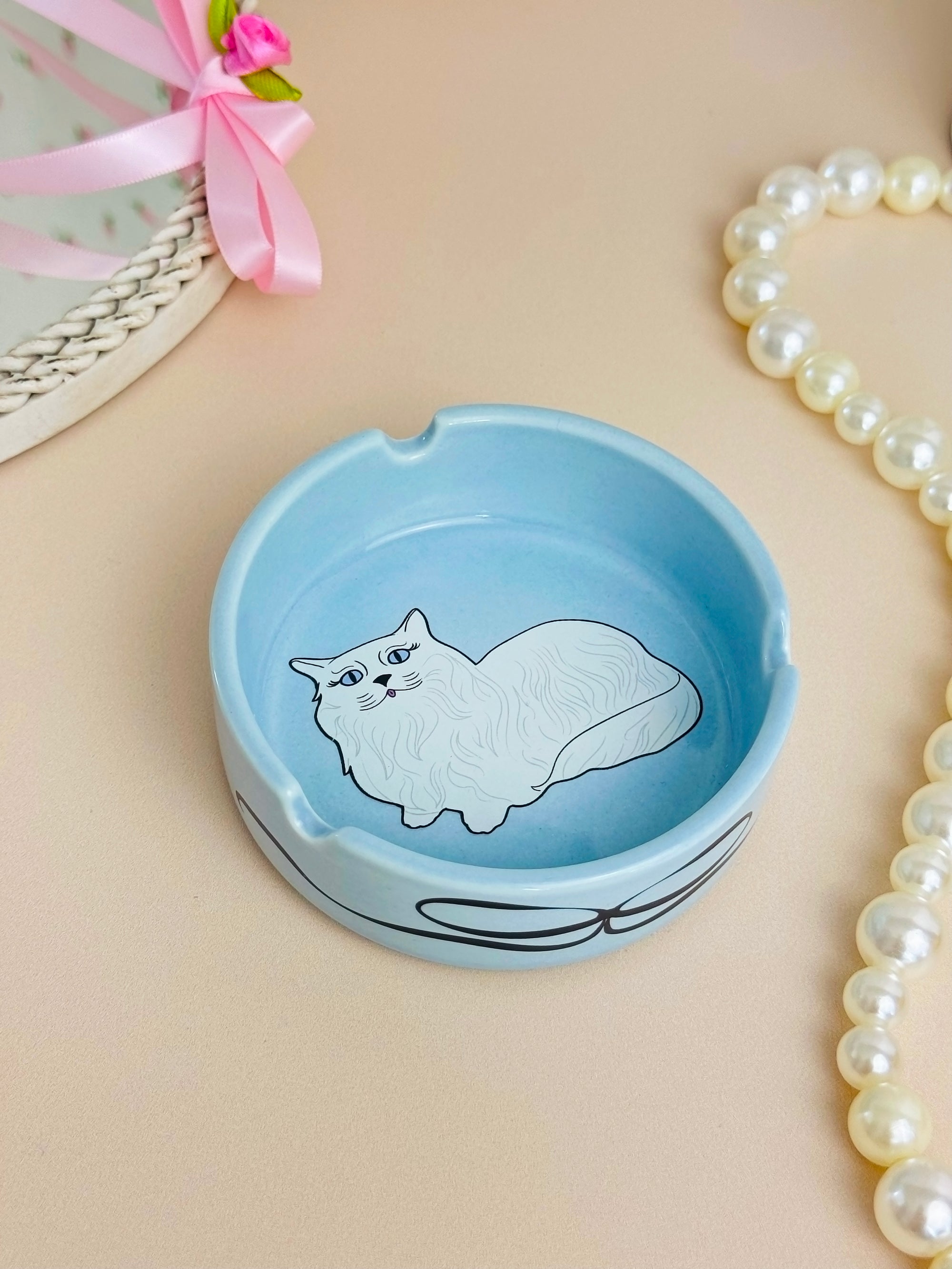 Miss Kitty Ceramic Ash Tray