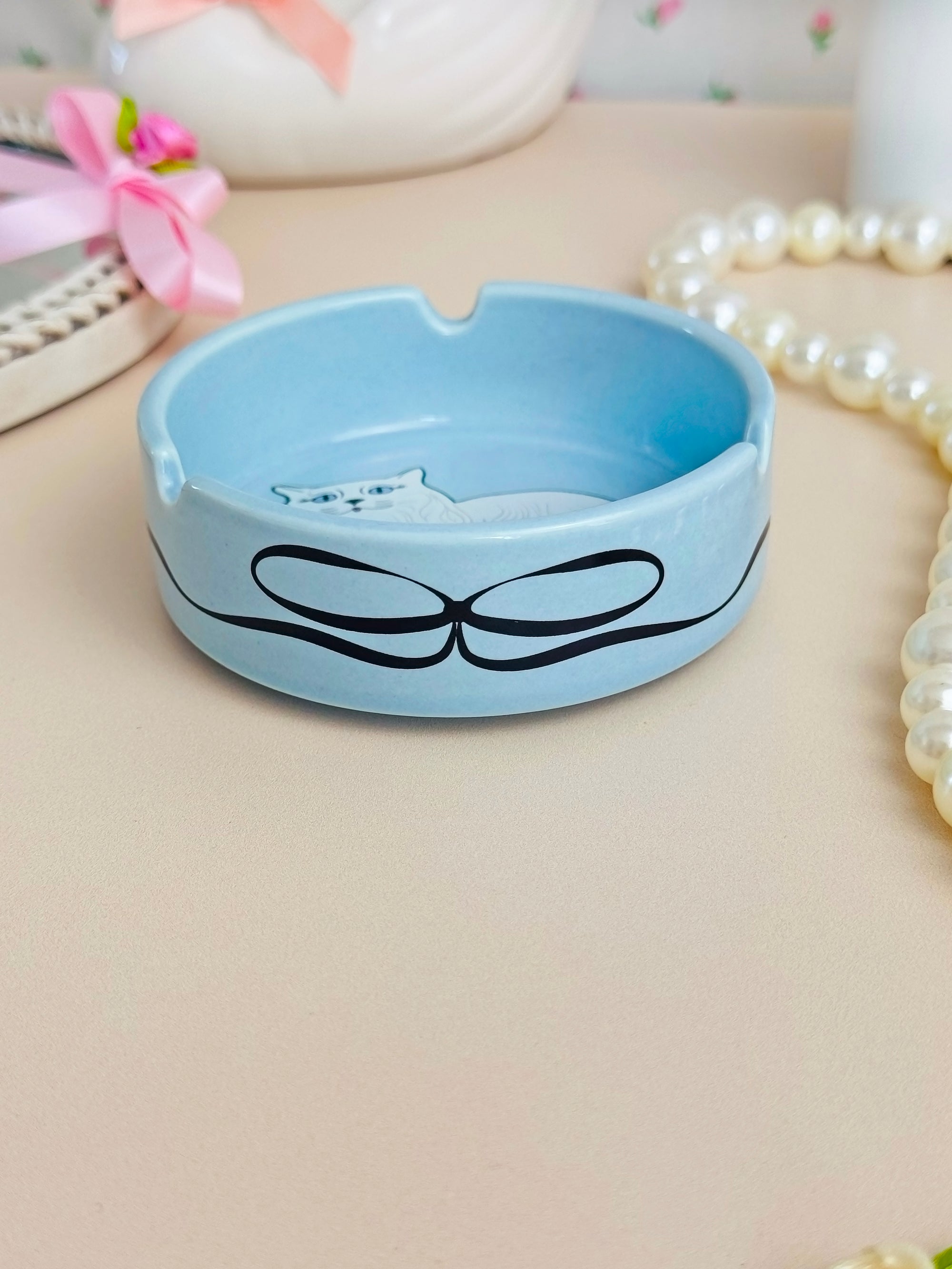 Miss Kitty Ceramic Ash Tray