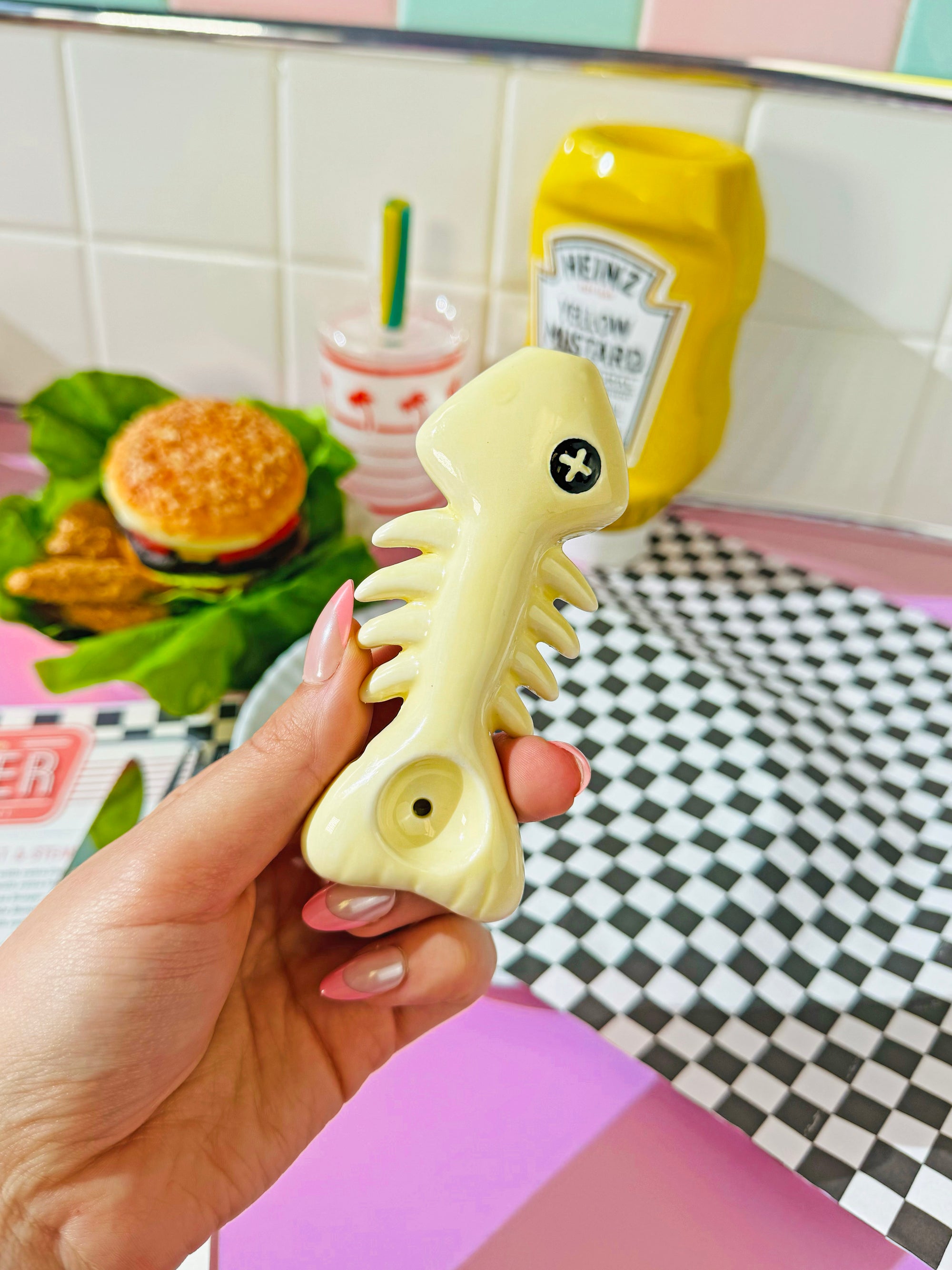 Ceramic Fish Bone Pipe