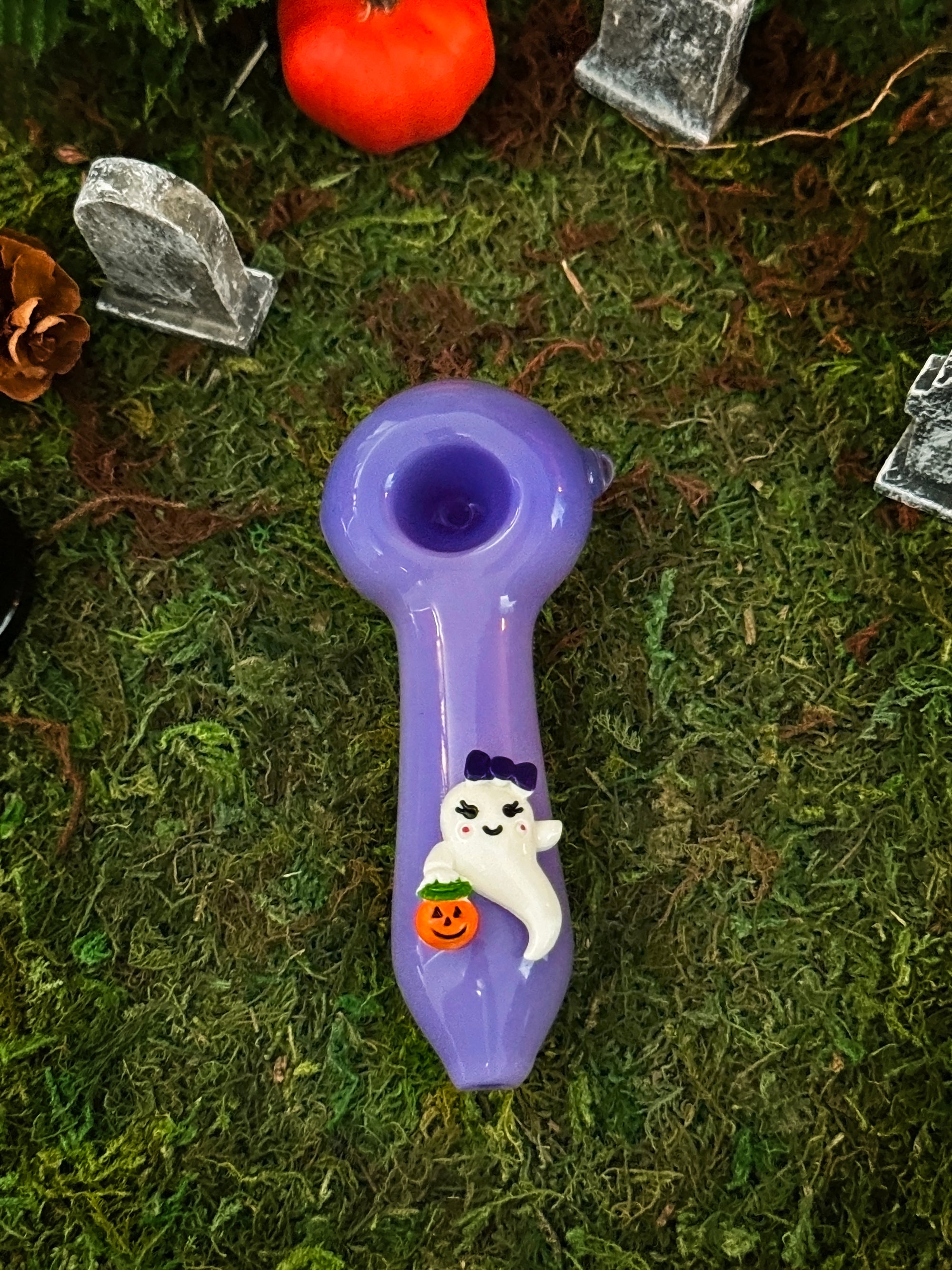 Friendly Ghost Pipe