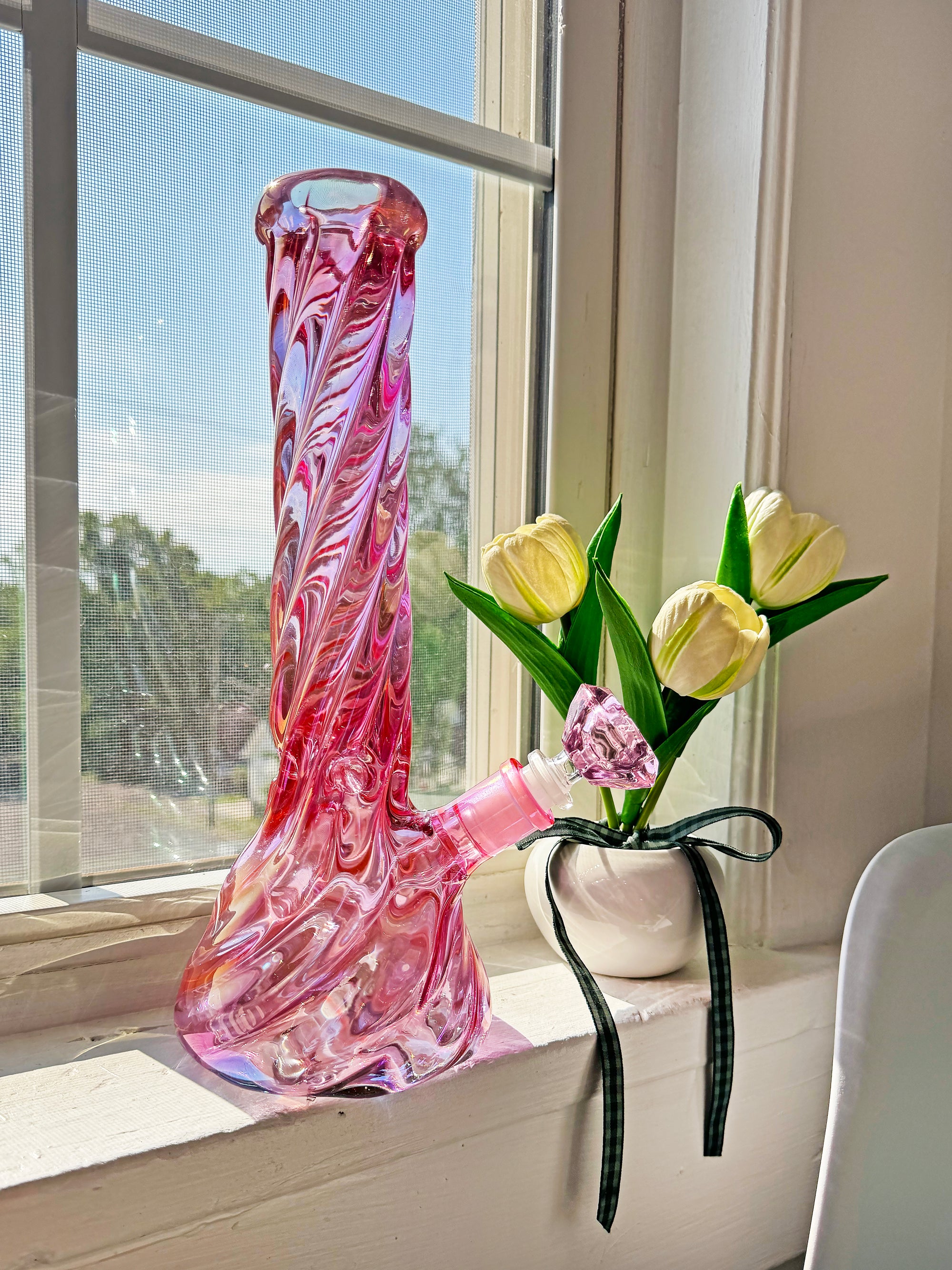 Pink Day Dreamer Beaker Bong