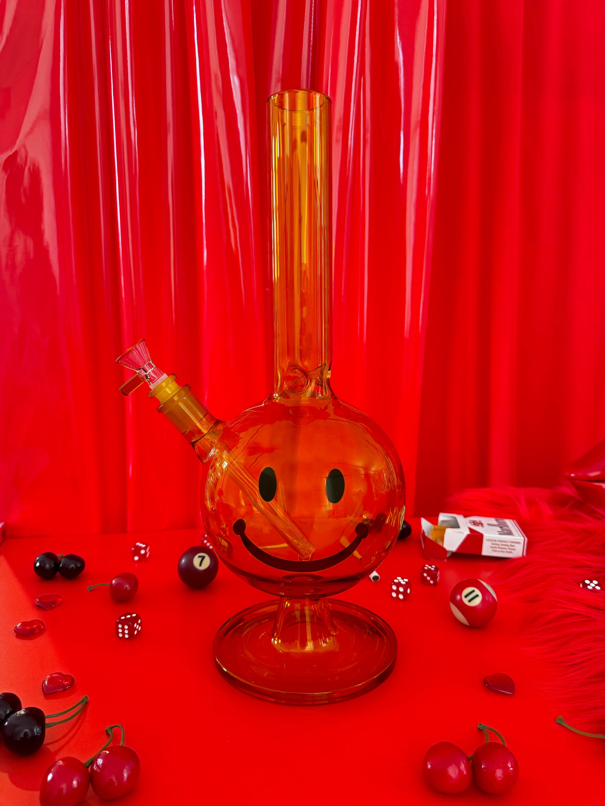 XL Smiley Bong