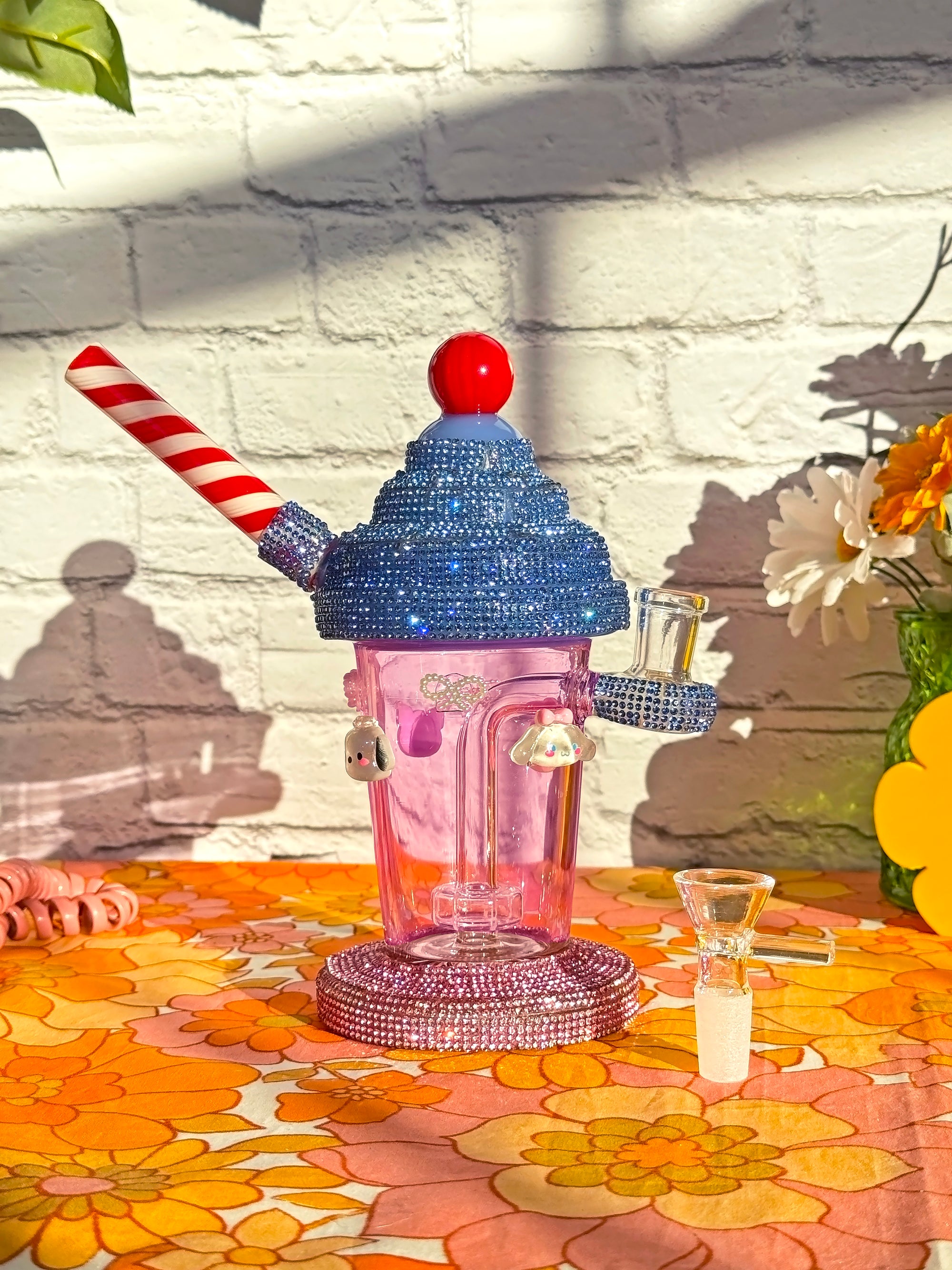 SECONDS Kawaii Milkshake Bong